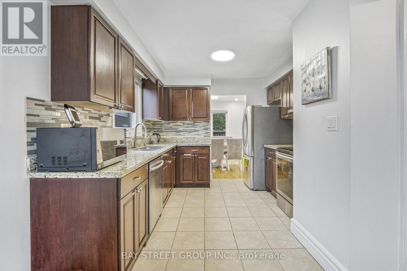 11 Coleman Court, Thorold, Ontario  L2V 4W3 - Photo 8 - X13669644