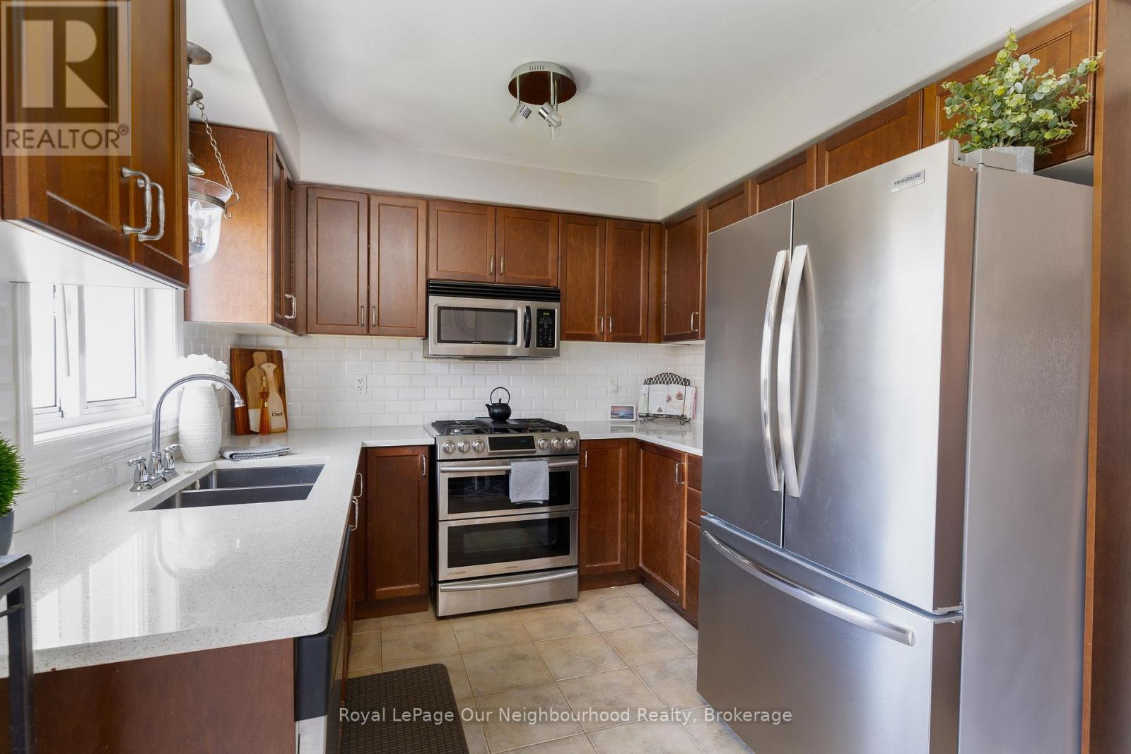 99 Sweetnam Drive, Kawartha Lakes, Ontario  K9V 0A6 - Photo 8 - X13670176