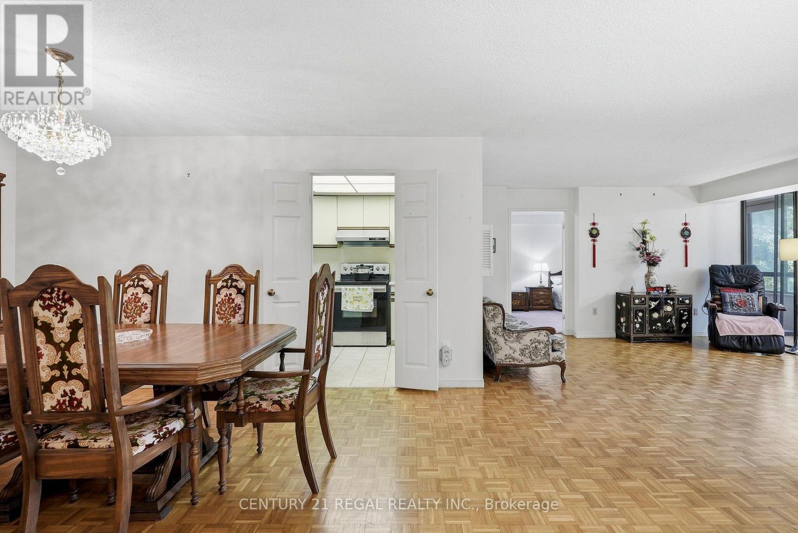 306 - 280 Simcoe Street, Toronto, Ontario  M5T 2Y5 - Photo 15 - C13670392