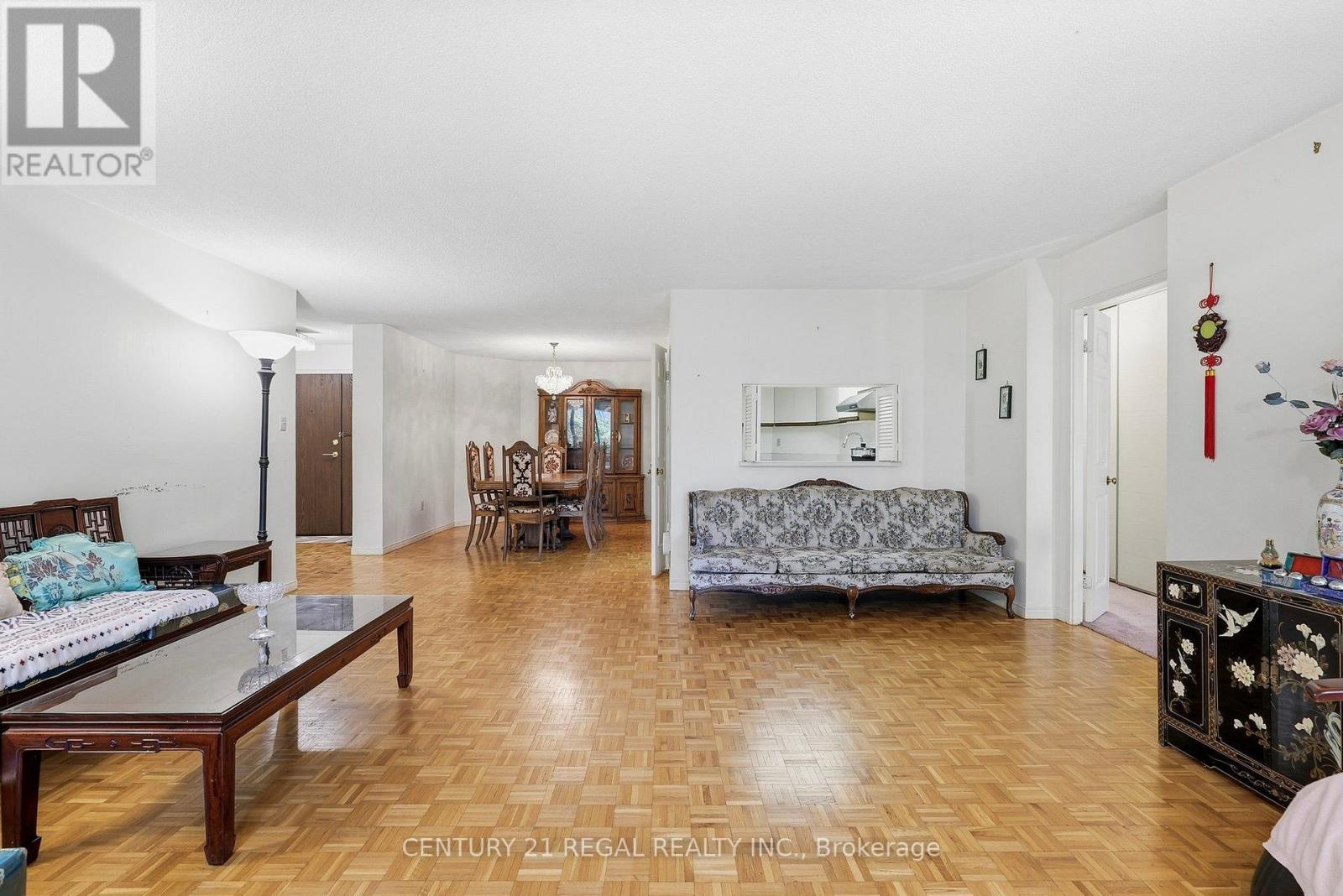 306 - 280 Simcoe Street, Toronto, Ontario  M5T 2Y5 - Photo 8 - C13670392