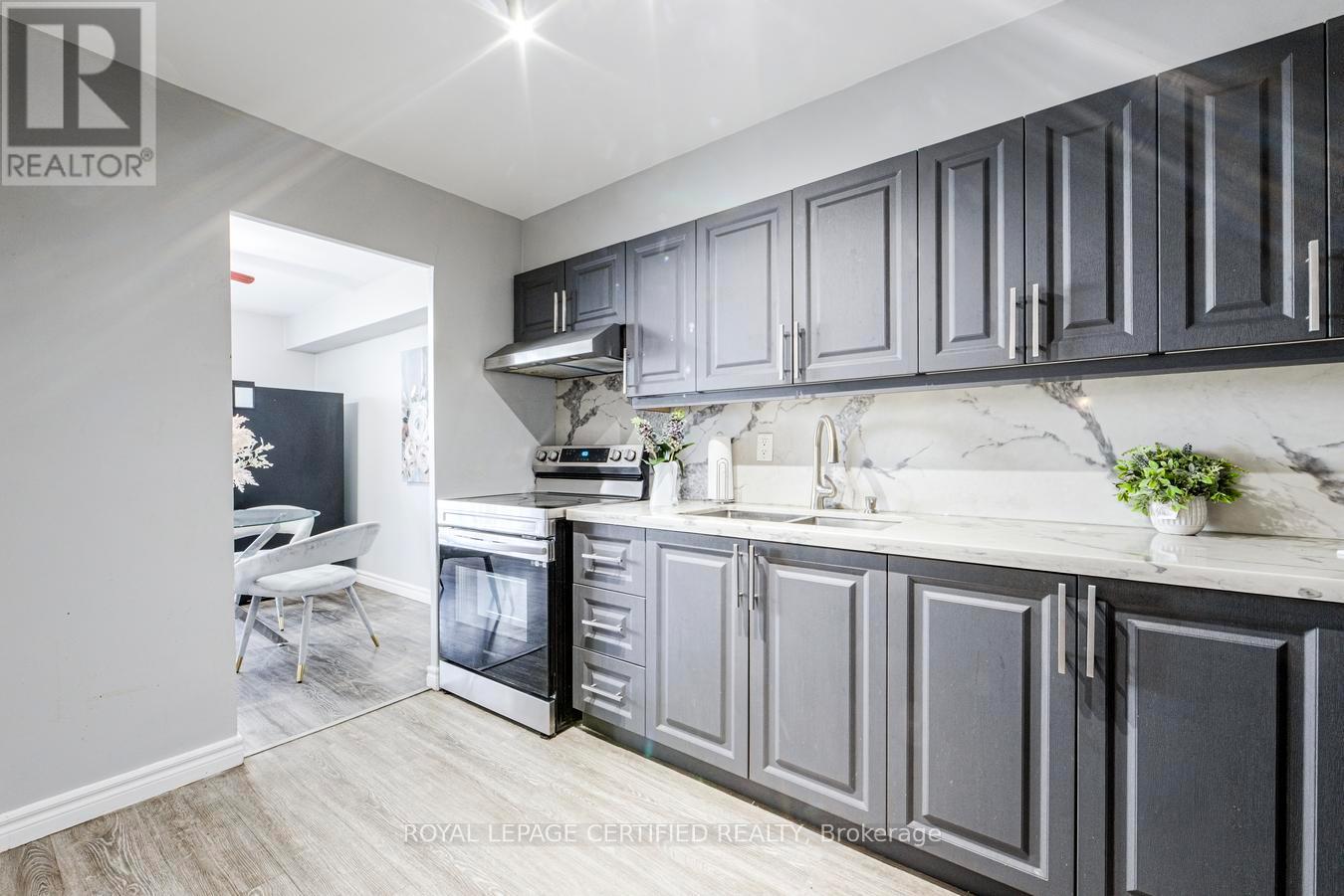 1208 - 1 Massey Square, Toronto, Ontario  M4C 5L4 - Photo 13 - E13670474