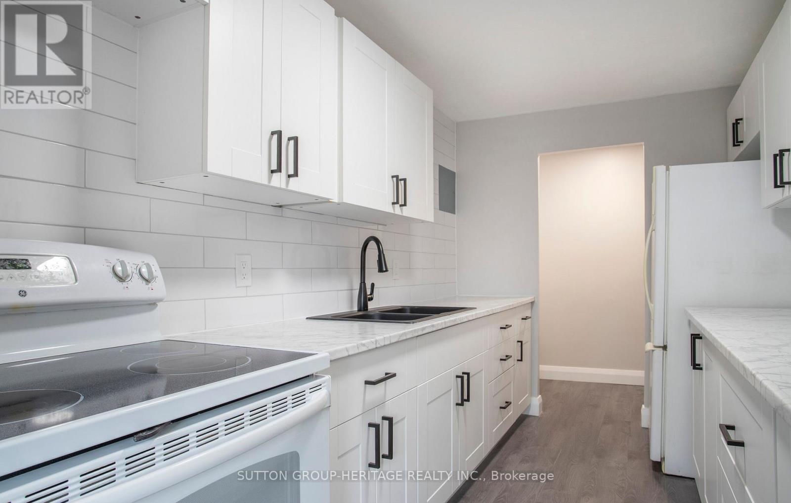 301 - 936 Glen Street, Oshawa, Ontario  L1J 5Z7 - Photo 18 - E13670426