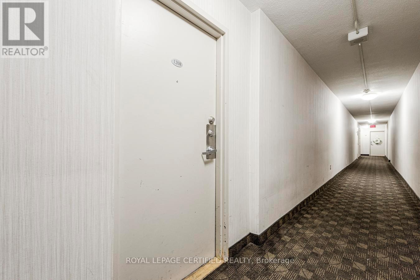 1208 - 1 Massey Square, Toronto, Ontario  M4C 5L4 - Photo 3 - E13670474