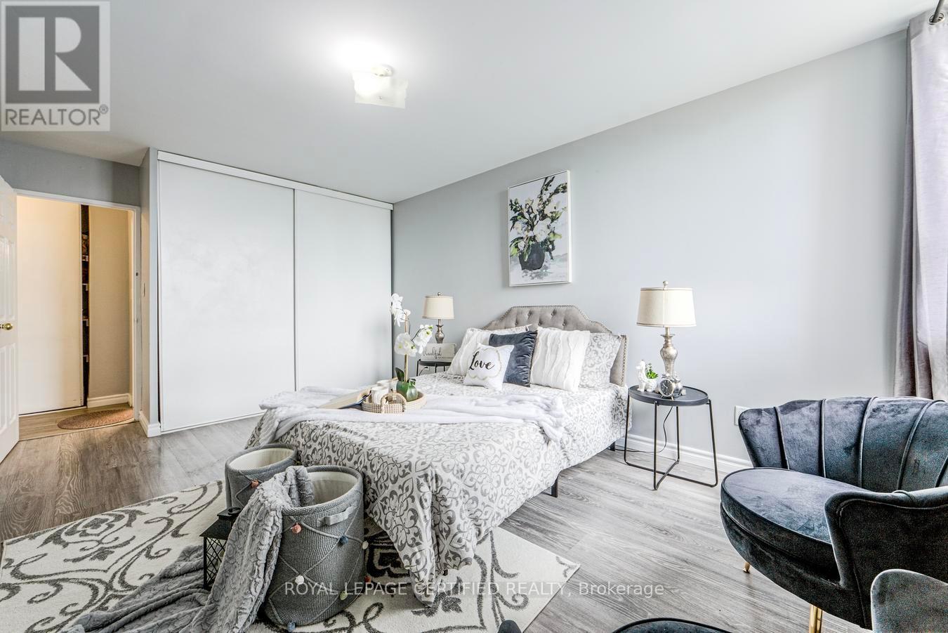 1208 - 1 Massey Square, Toronto, Ontario  M4C 5L4 - Photo 15 - E13670474