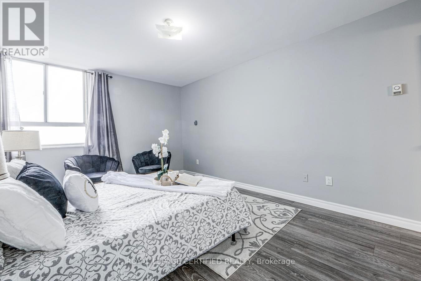 1208 - 1 Massey Square, Toronto, Ontario  M4C 5L4 - Photo 16 - E13670474