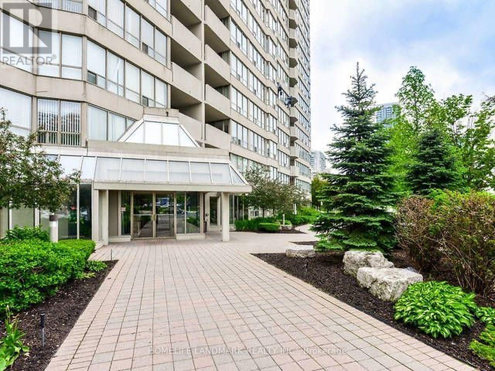 501 - 400 WEBB DRIVE, Mississauga, Ontario