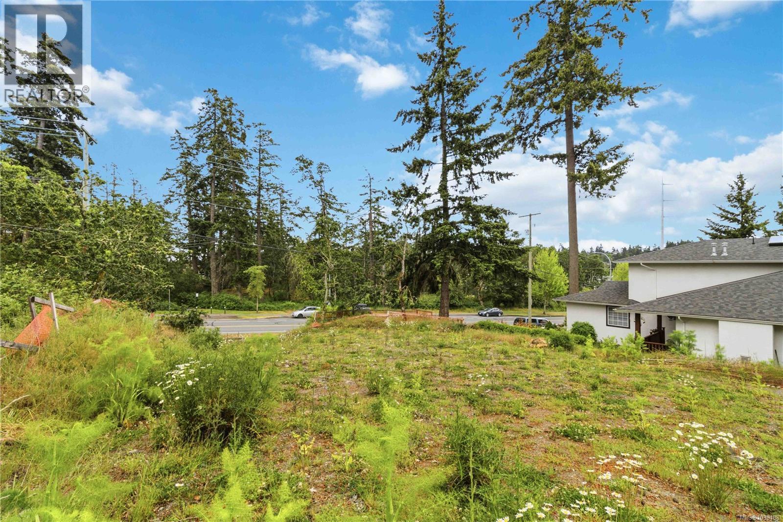 2204 Burnside Rd W, View Royal, British Columbia  V9B 6J6 - Photo 9 - 1038188