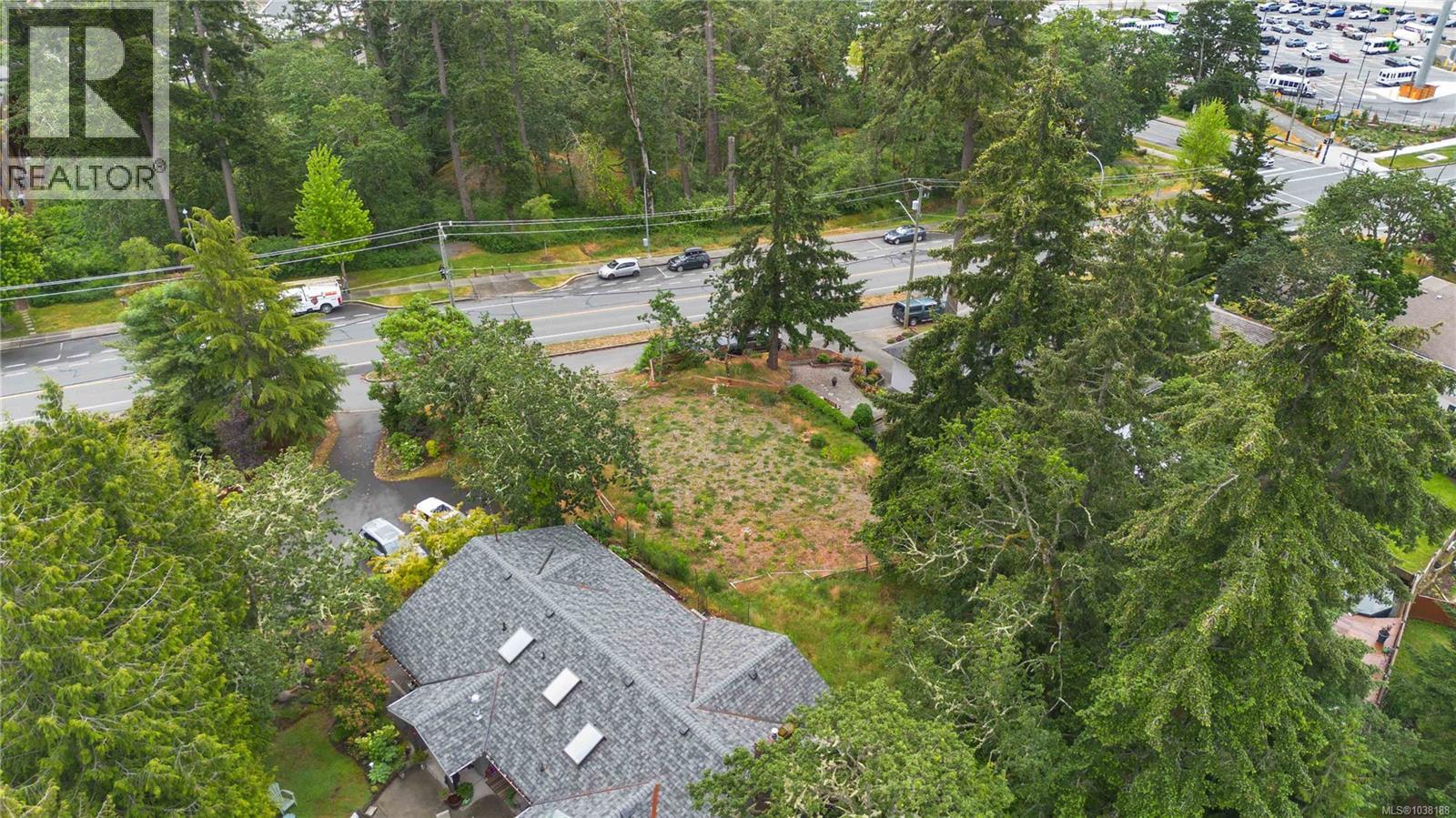 2204 Burnside Rd W, View Royal, British Columbia  V9B 6J6 - Photo 17 - 1038188