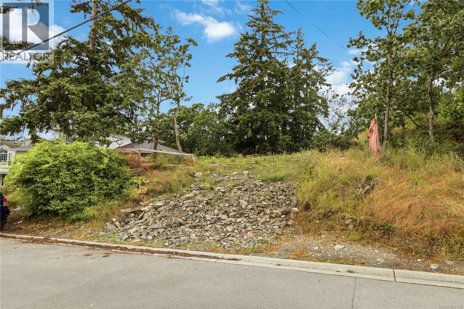 2204 Burnside Rd W, View Royal, British Columbia  V9B 6J6 - Photo 6 - 1038188