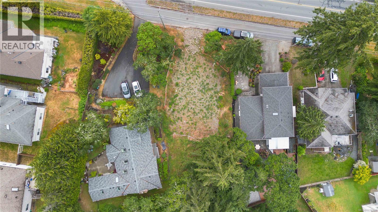2204 Burnside Rd W, View Royal, British Columbia  V9B 6J6 - Photo 3 - 1038188