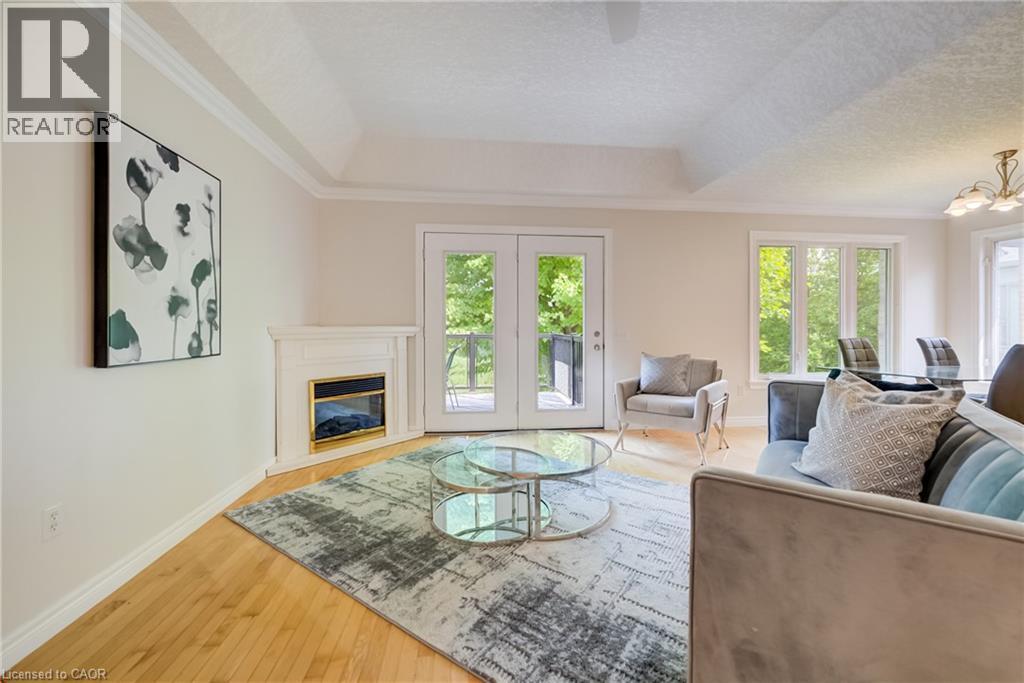 670 Salzburg Drive, Waterloo, Ontario  N2V 2N8 - Photo 36 - 40841876