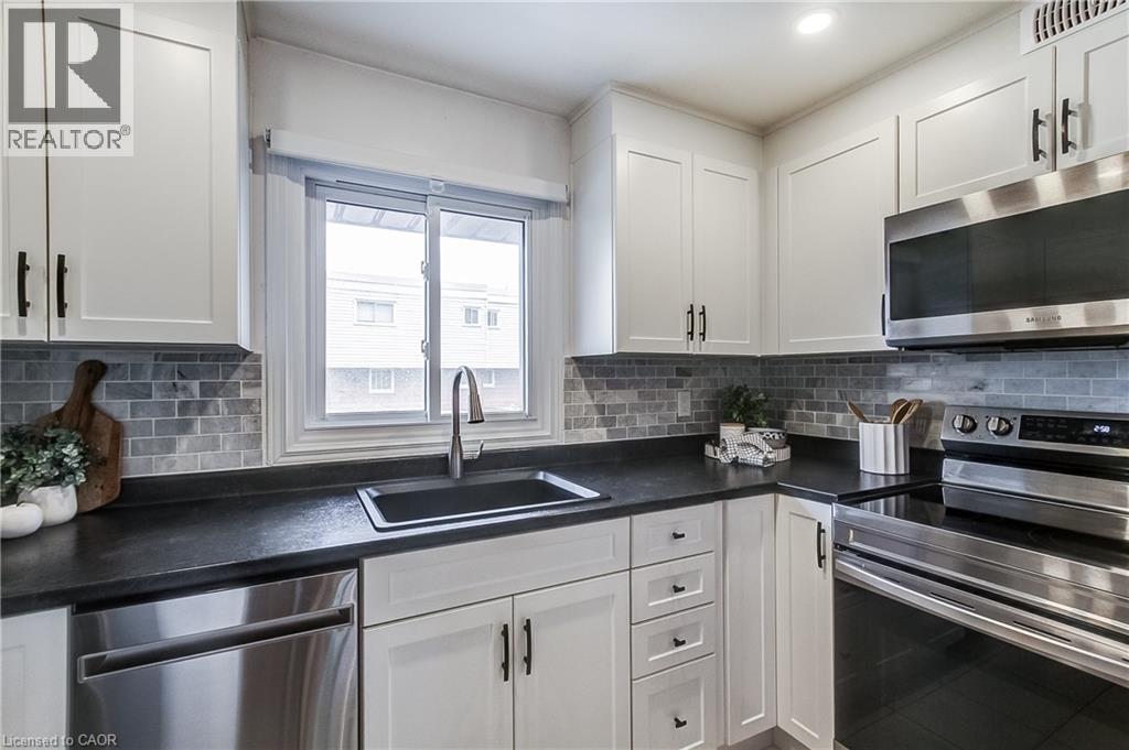 23 Watsons Lane Unit# 20, Dundas, Ontario  L9H 5G9 - Photo 11 - 40842930
