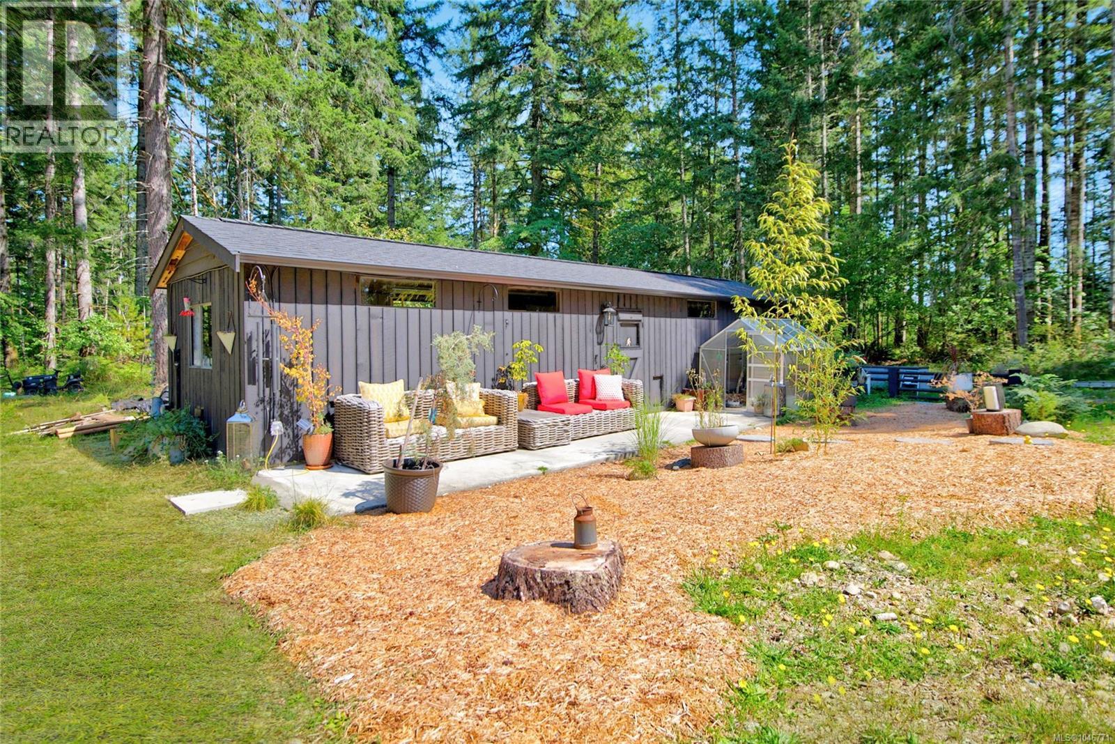 3569 Macaulay Rd, Black Creek, British Columbia  V9J 1E4 - Photo 29 - 1046771