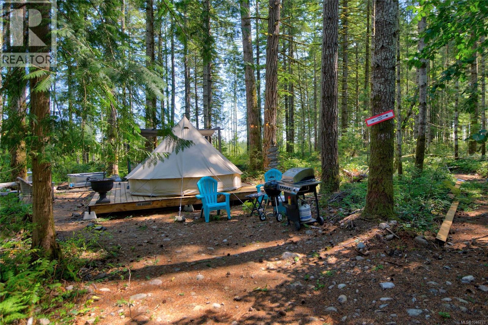 3569 Macaulay Rd, Black Creek, British Columbia  V9J 1E4 - Photo 32 - 1046771