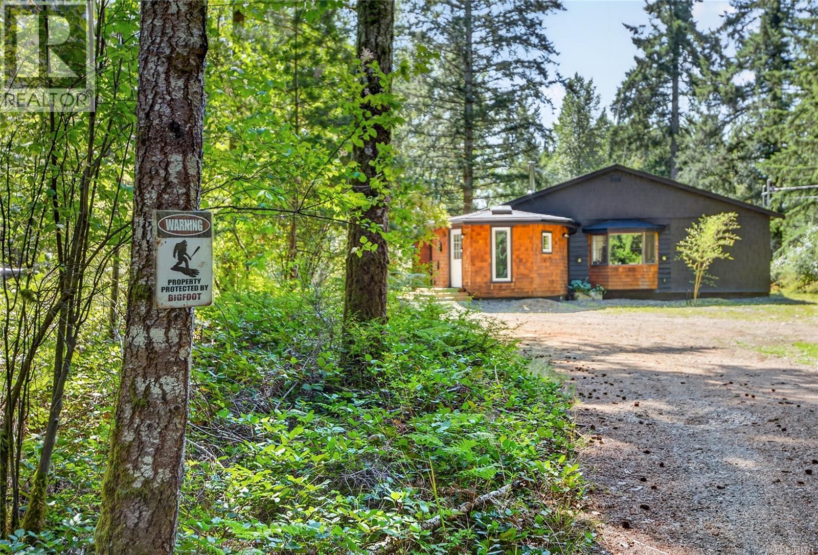 3569 Macaulay Rd, Black Creek, British Columbia  V9J 1E4 - Photo 45 - 1046771