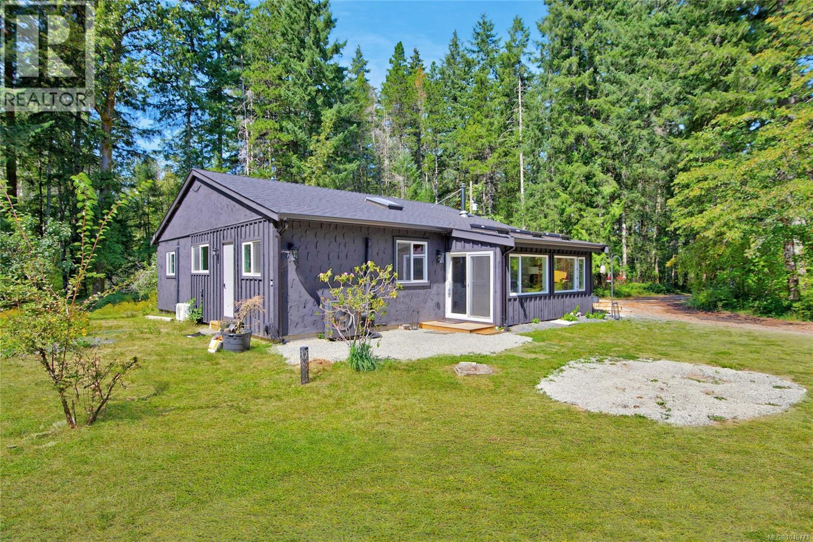 3569 Macaulay Rd, Black Creek, British Columbia  V9J 1E4 - Photo 51 - 1046771