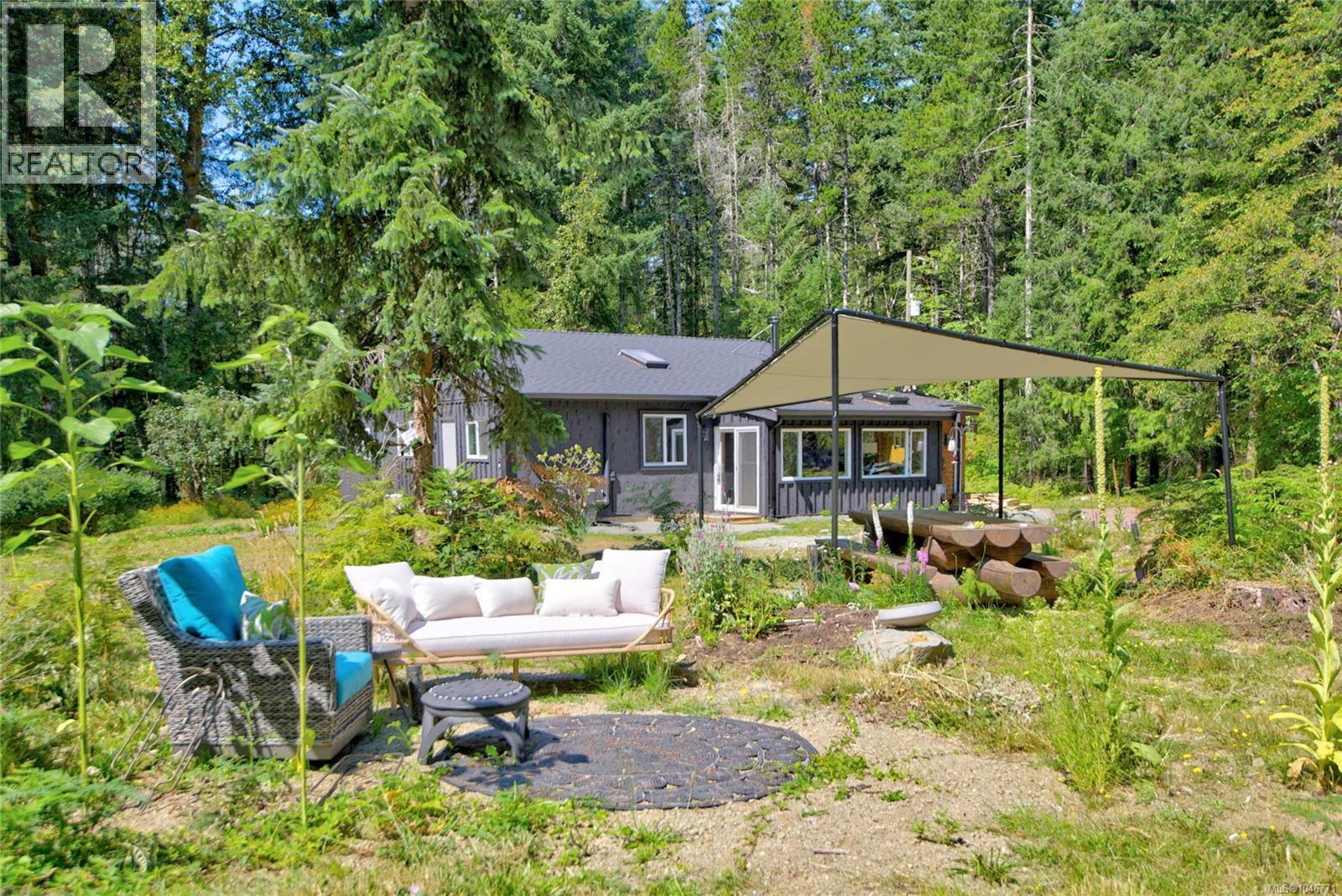 3569 Macaulay Rd, Black Creek, British Columbia  V9J 1E4 - Photo 54 - 1046771