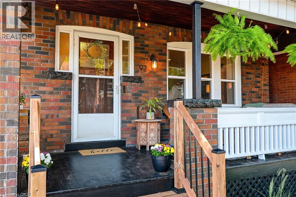 92 Province Street S, Hamilton, Ontario  L8K 2K8 - Photo 2 - 40848937