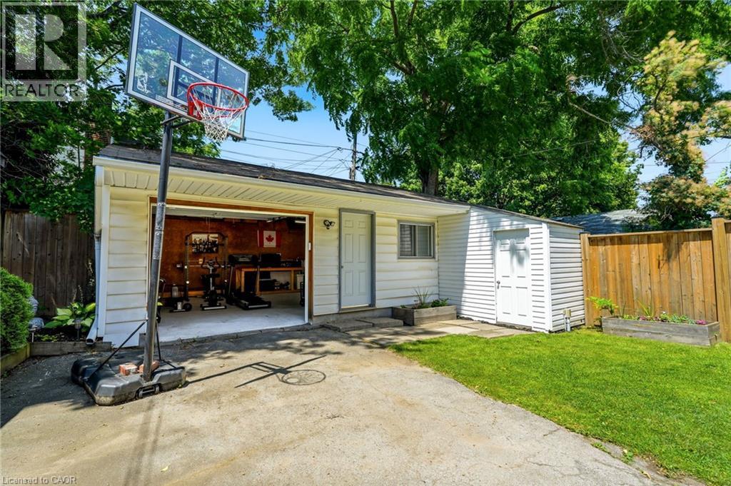92 Province Street S, Hamilton, Ontario  L8K 2K8 - Photo 38 - 40848937