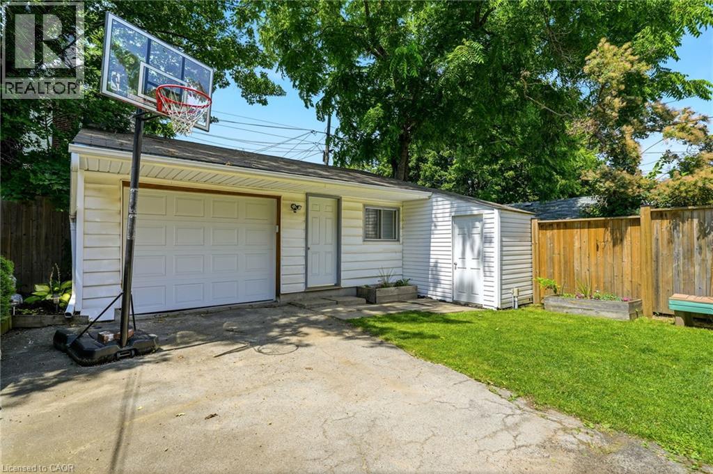 92 Province Street S, Hamilton, Ontario  L8K 2K8 - Photo 42 - 40848937