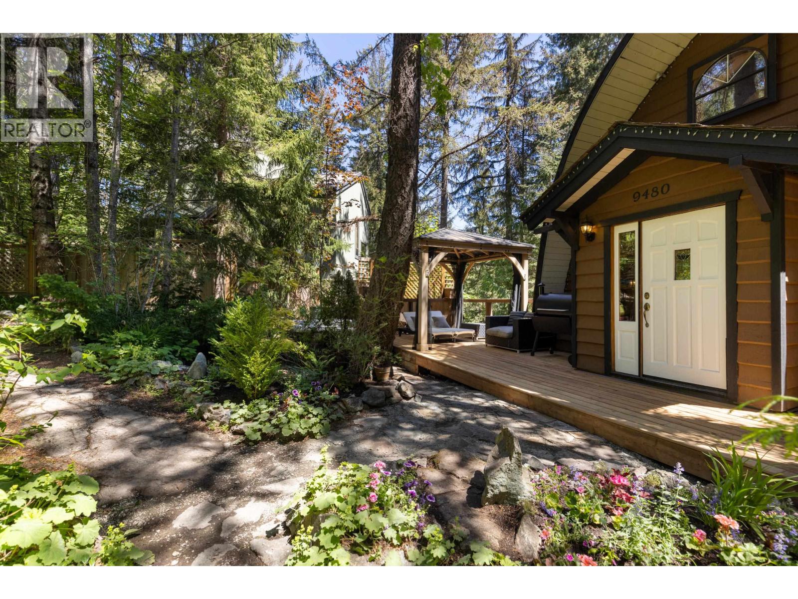 9480 Emerald Drive, Whistler, British Columbia  V8E 0G5 - Photo 23 - R3139277