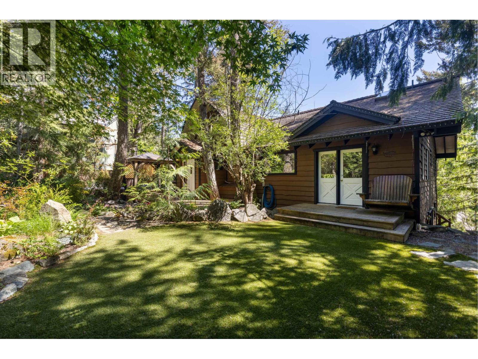 9480 Emerald Drive, Whistler, British Columbia  V8E 0G5 - Photo 26 - R3139277