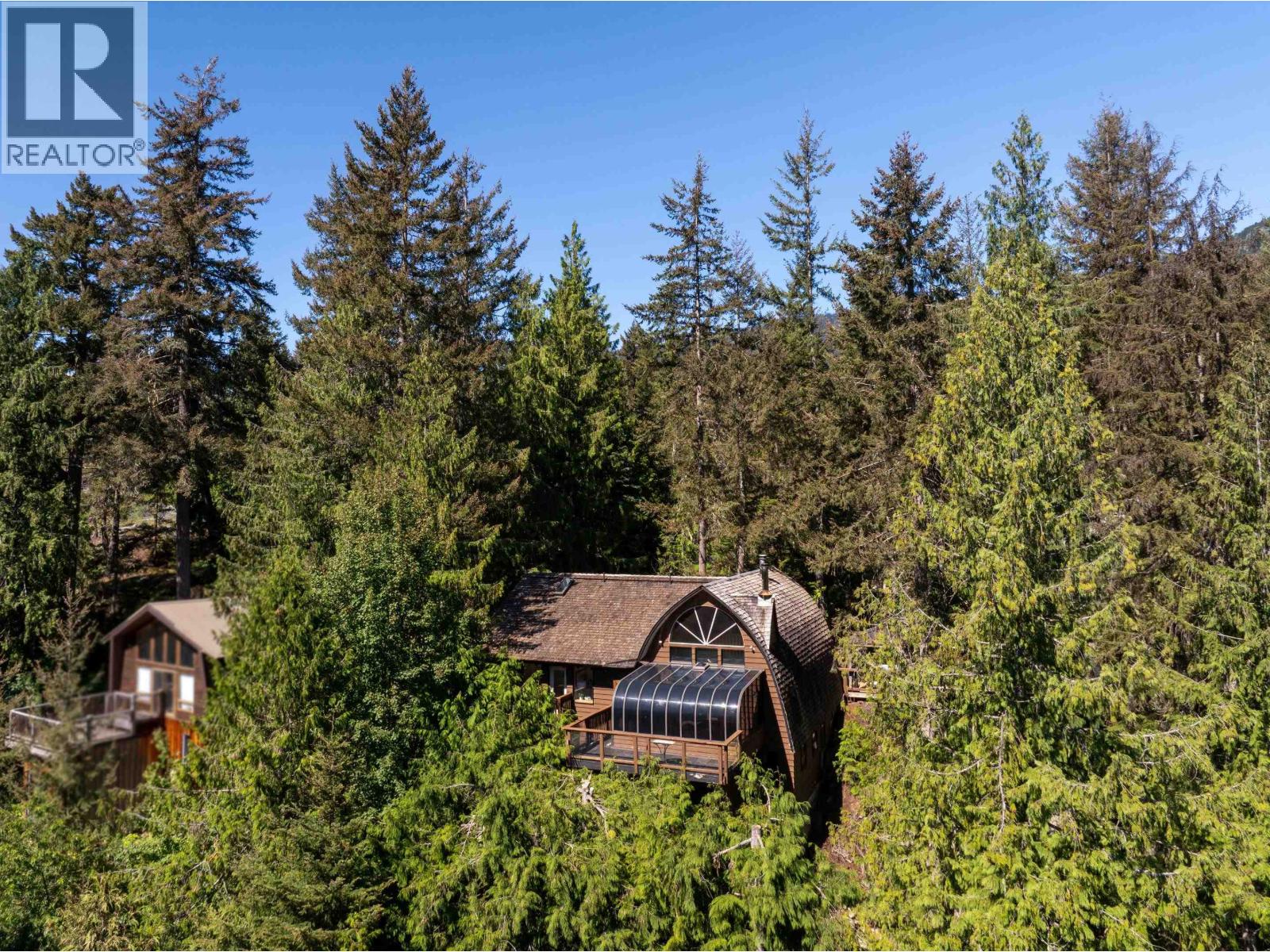 9480 Emerald Drive, Whistler, British Columbia  V8E 0G5 - Photo 39 - R3139277