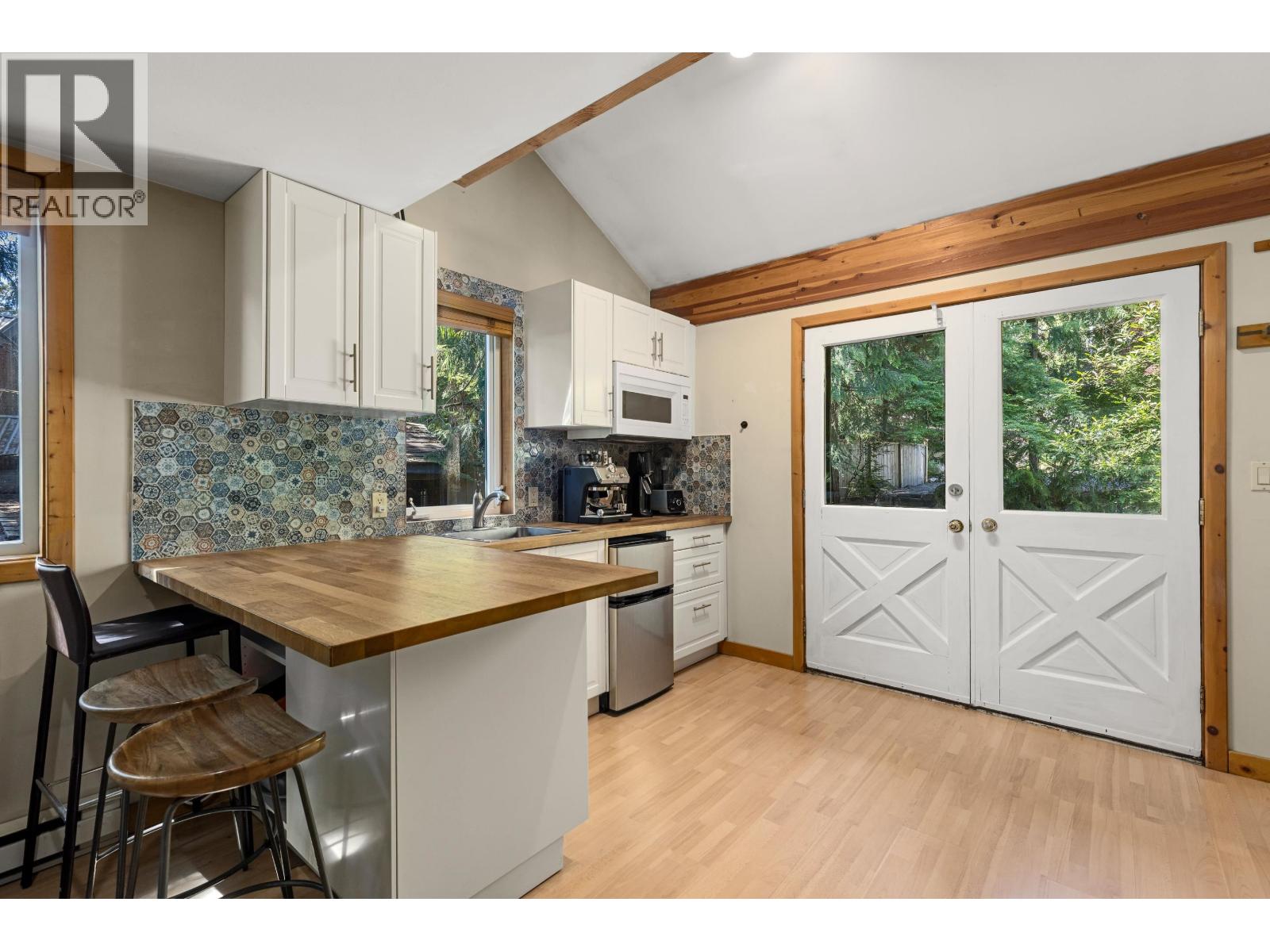 9480 Emerald Drive, Whistler, British Columbia  V8E 0G5 - Photo 27 - R3139277