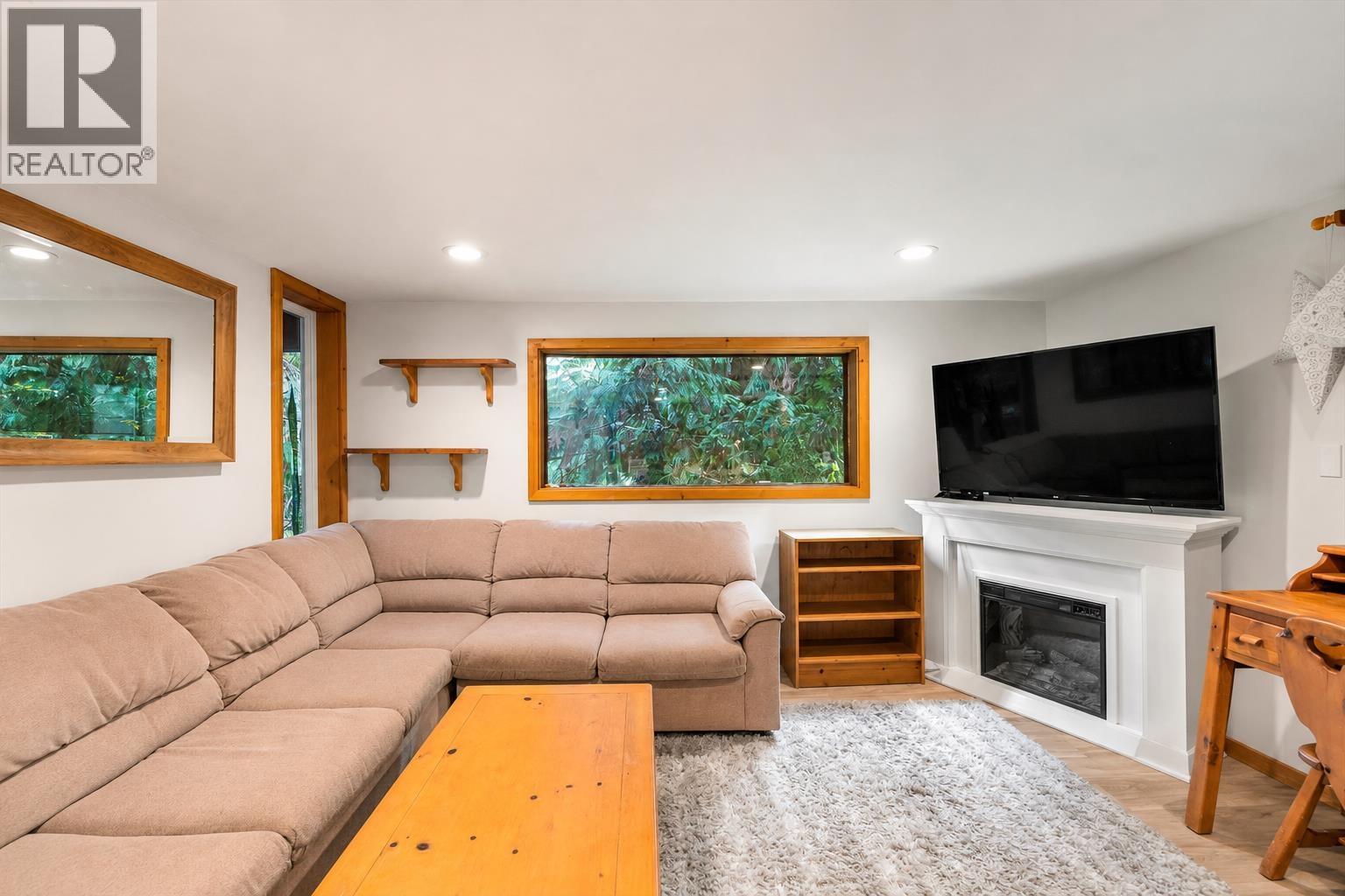 9480 Emerald Drive, Whistler, British Columbia  V8E 0G5 - Photo 33 - R3139277