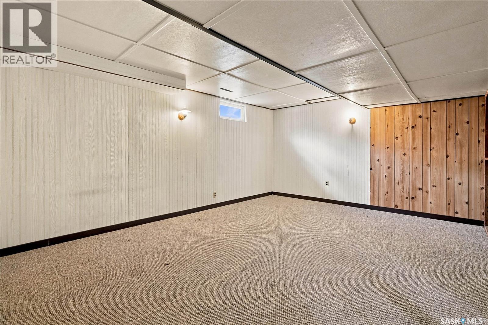 35 Elmview Road, Regina, Saskatchewan  S4R 0B1 - Photo 30 - SK045475
