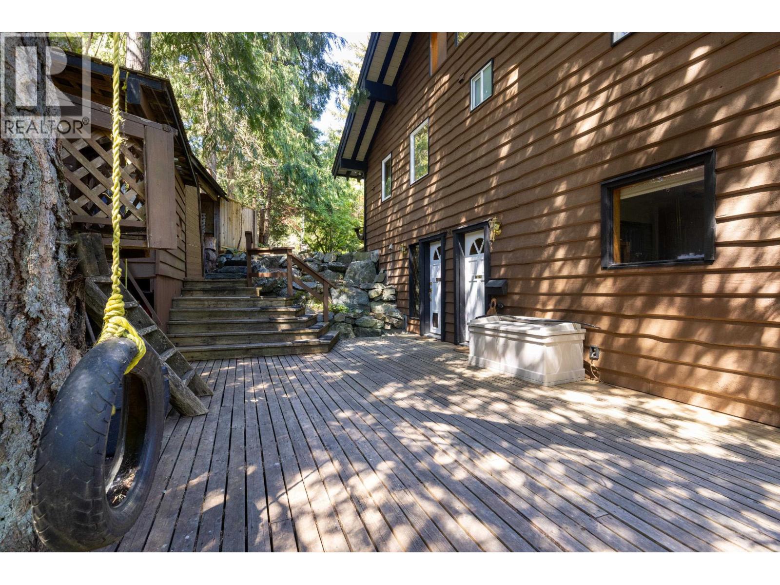 9480 Emerald Drive, Whistler, British Columbia  V8E 0G5 - Photo 31 - R3139277