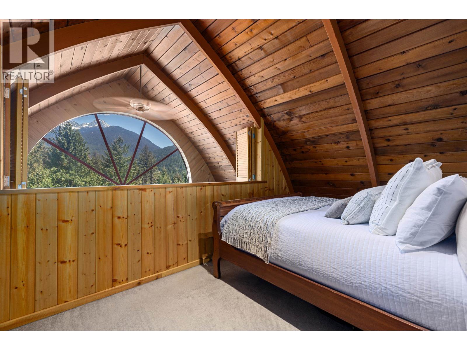 9480 Emerald Drive, Whistler, British Columbia  V8E 0G5 - Photo 15 - R3139277