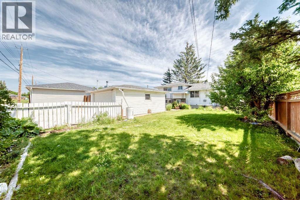 6839 Huntridge Hill NE, Calgary, Alberta  T2K 4A1 - Photo 42 - A2327673