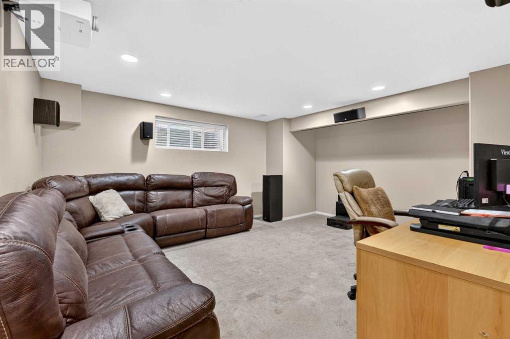 261 Panamount Hill NW, Calgary, Alberta  T3K 5M3 - Photo 25 - A2331287