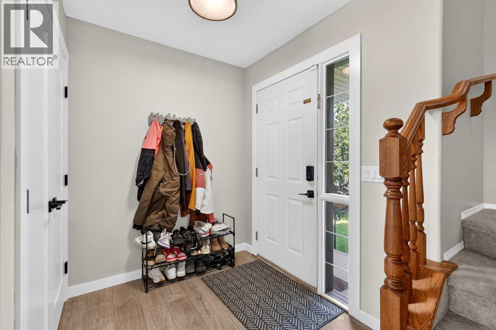 261 Panamount Hill NW, Calgary, Alberta  T3K 5M3 - Photo 3 - A2331287