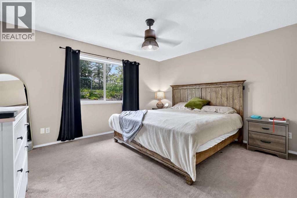 261 Panamount Hill NW, Calgary, Alberta  T3K 5M3 - Photo 19 - A2331287
