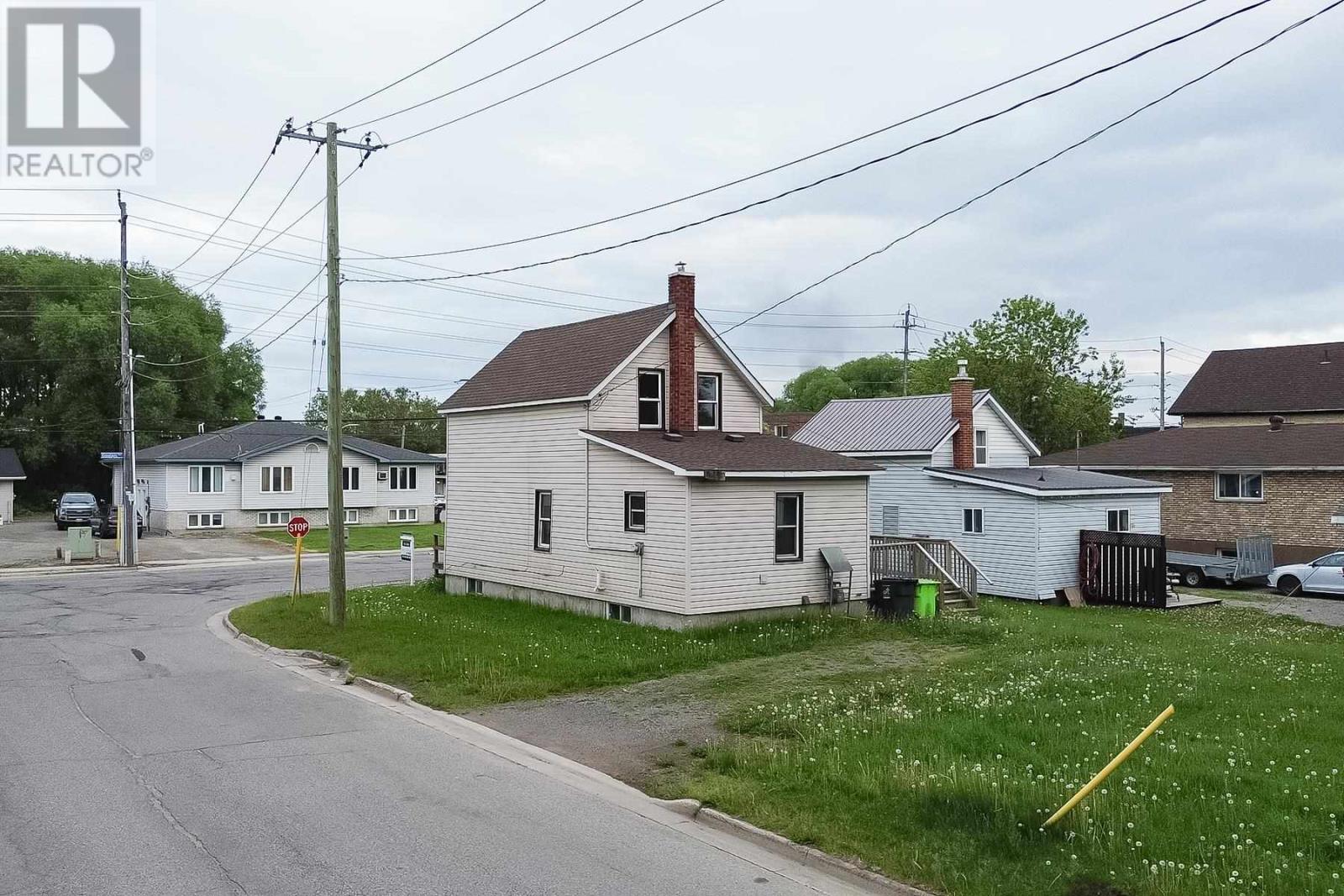 299 Goulais Ave, Sault Ste Marie, Ontario  P6C 5A2 - Photo 37 - SM261274