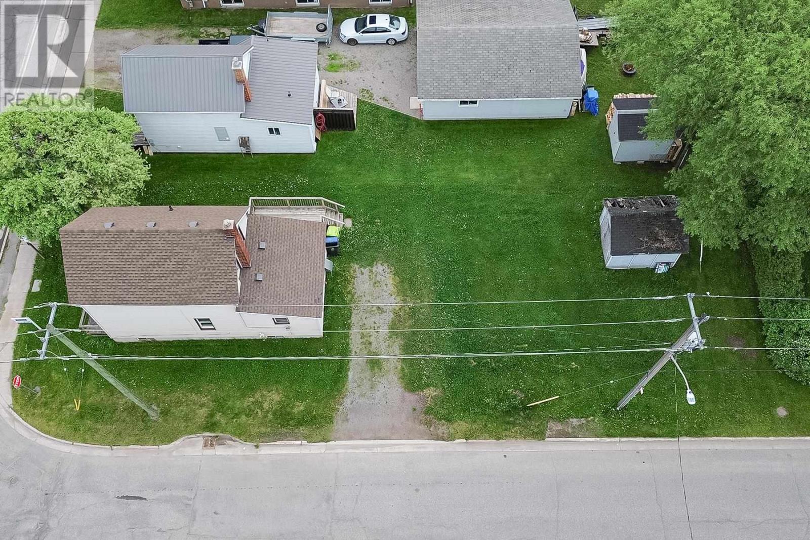 299 Goulais Ave, Sault Ste Marie, Ontario  P6C 5A2 - Photo 39 - SM261274