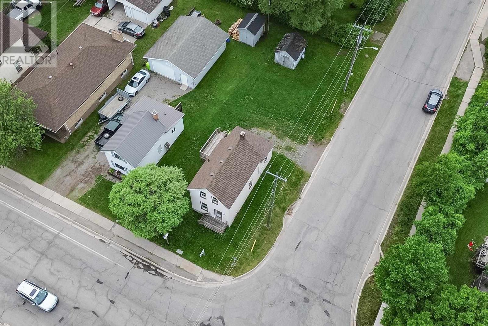 299 Goulais Ave, Sault Ste Marie, Ontario  P6C 5A2 - Photo 40 - SM261274