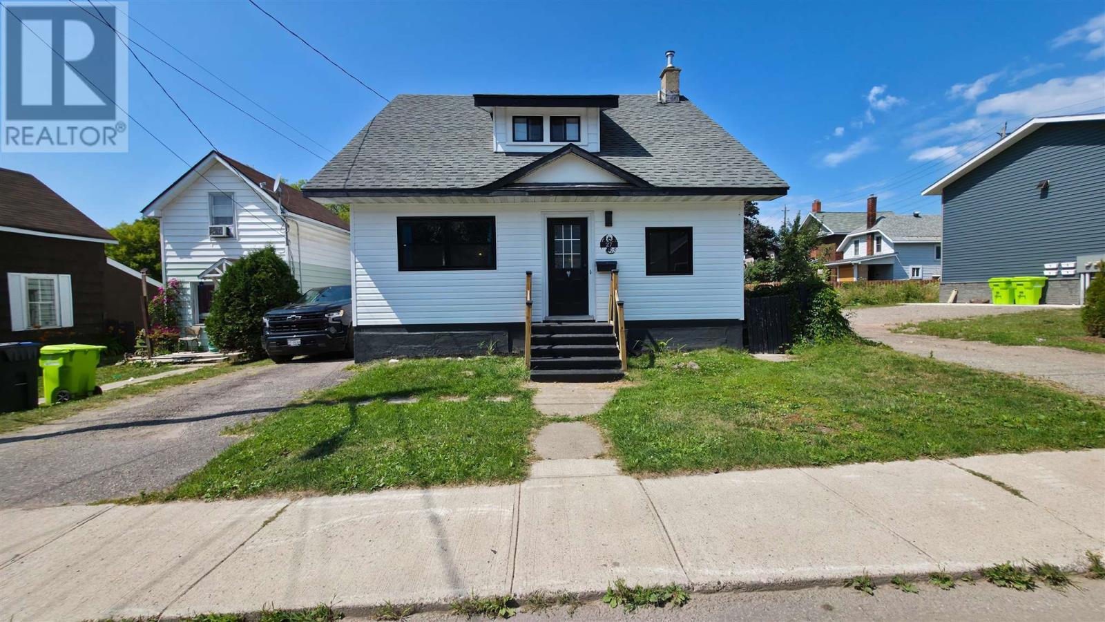 27 Abbott ST, Sault Ste. Marie, Ontario