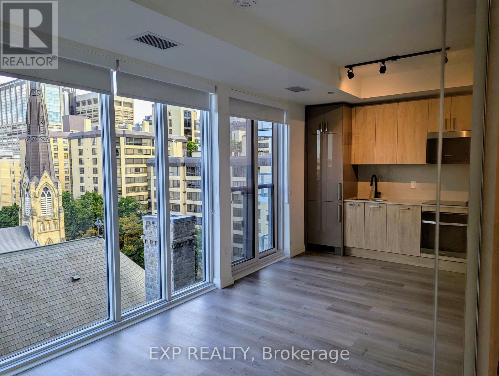 814 - 280 Dundas Street W, Toronto, Ontario  M5T 1V4 - Photo 9 - C13670018