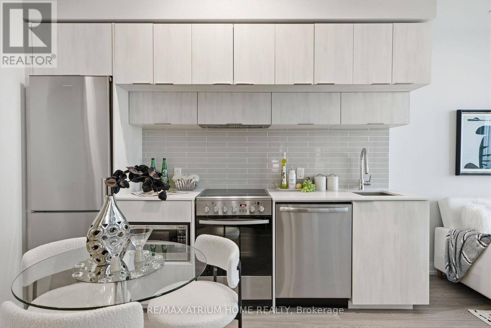 3601 - 181 Dundas Street E, Toronto, Ontario  M5A 0N5 - Photo 10 - C13670026