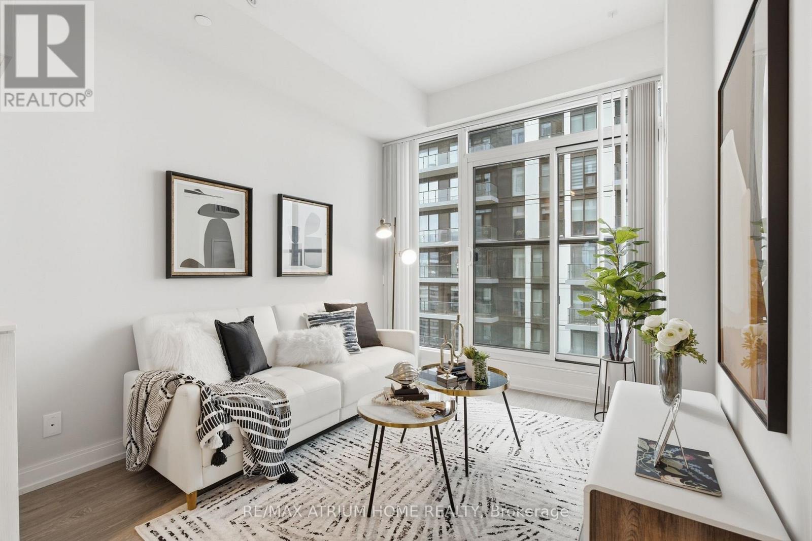 3601 - 181 Dundas Street E, Toronto, Ontario  M5A 0N5 - Photo 11 - C13670026