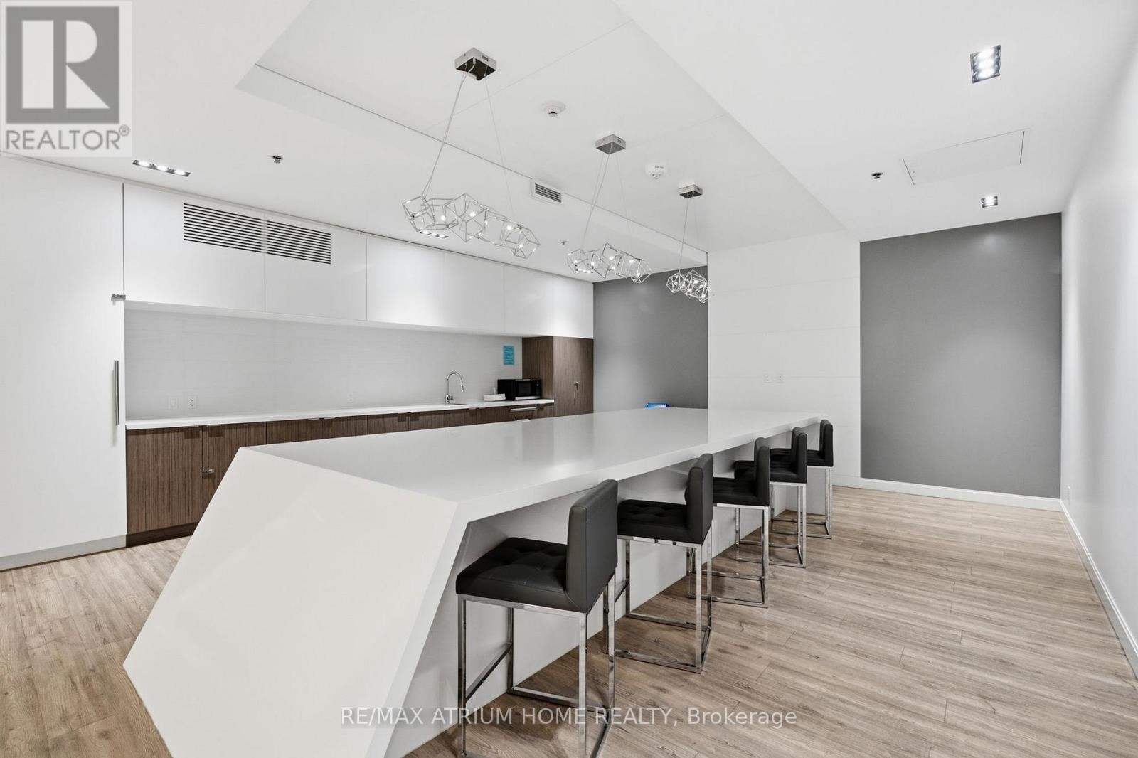 3601 - 181 Dundas Street E, Toronto, Ontario  M5A 0N5 - Photo 27 - C13670026