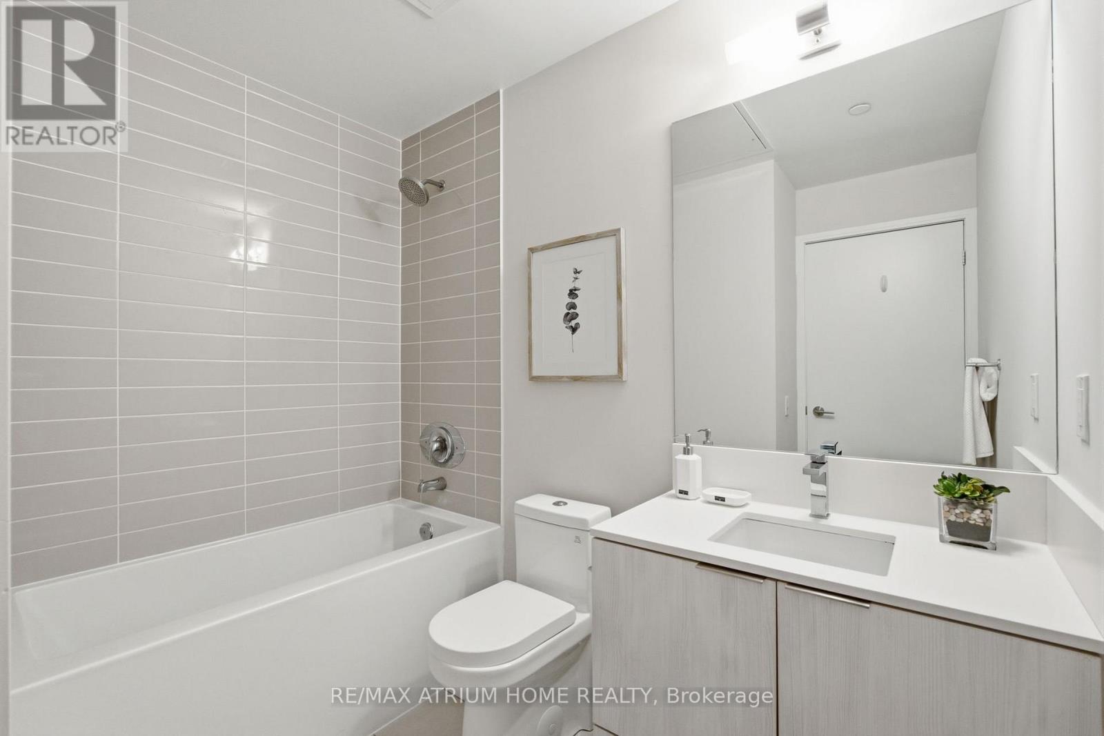 3601 - 181 Dundas Street E, Toronto, Ontario  M5A 0N5 - Photo 23 - C13670026