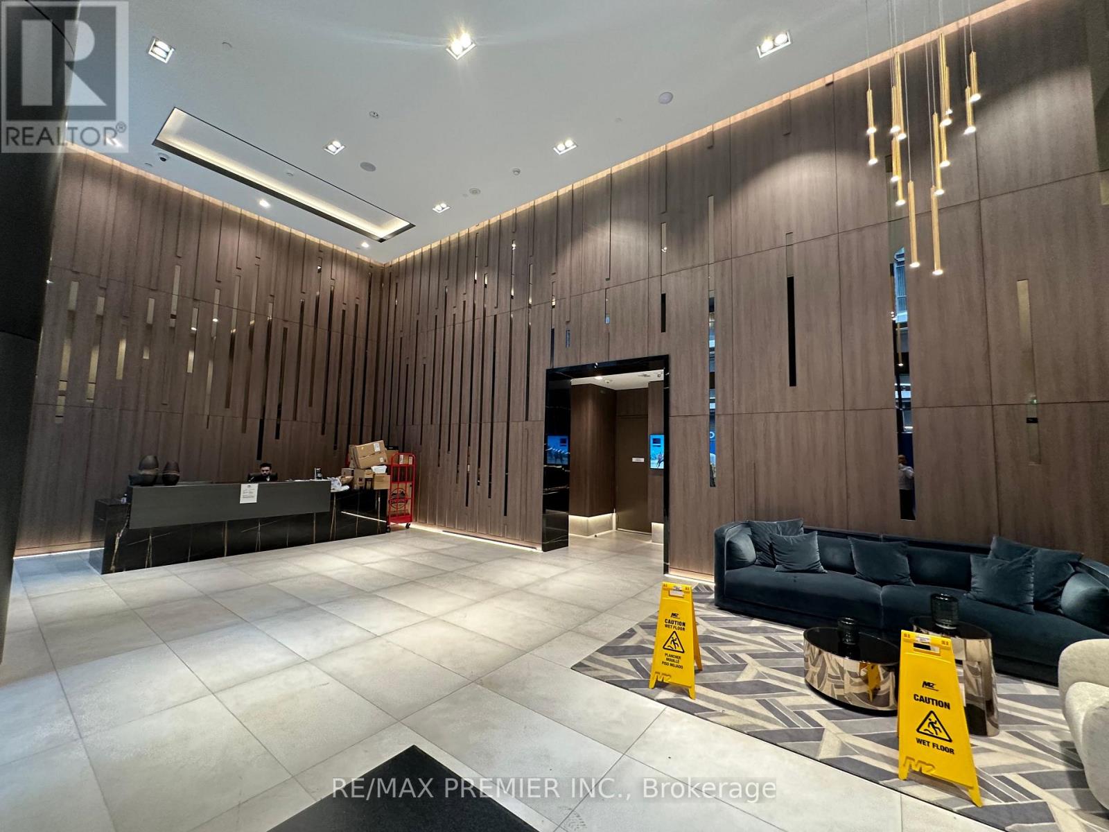 4601 - 55 Mercer Street, Toronto, Ontario  M5V 0W4 - Photo 18 - C13670036