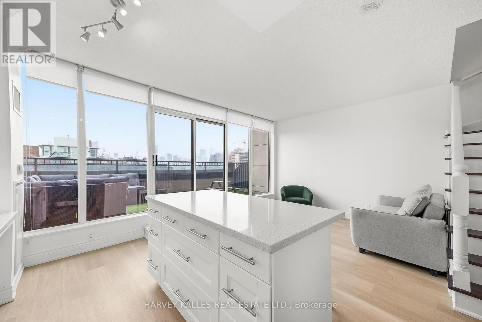 Ph14 - 308 Palmerston Avenue, Toronto, Ontario  M6J 3X9 - Photo 15 - C13670100