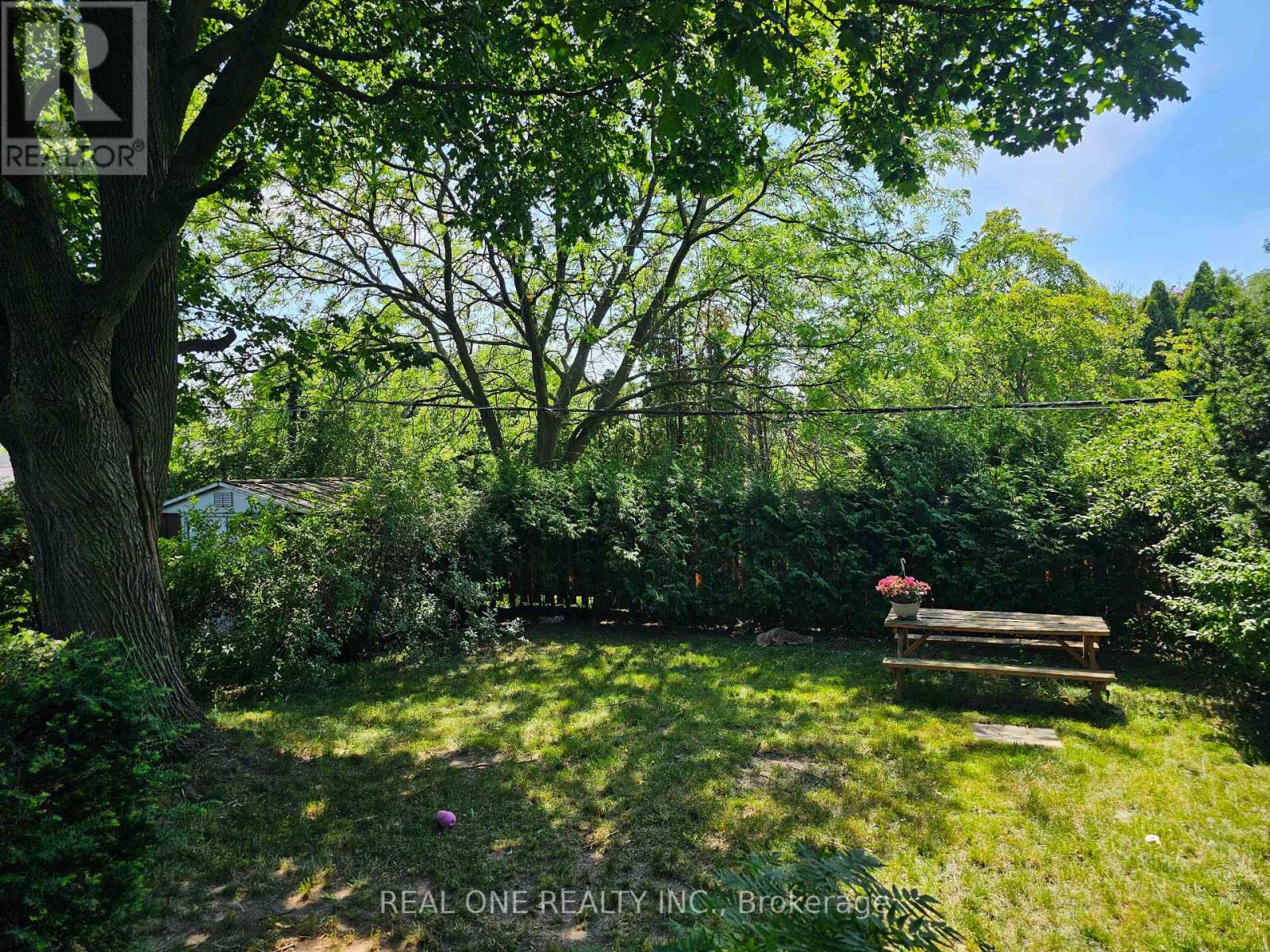 6 Fairhill Crescent, Toronto, Ontario  M3A 1N6 - Photo 20 - C13670168