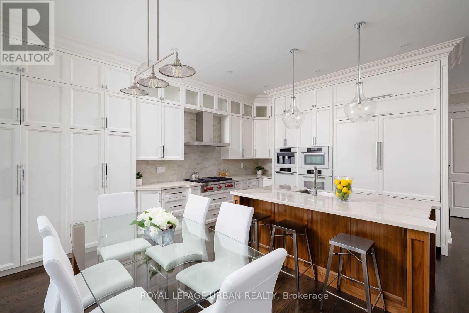 70 Parkview Hill Crescent, Toronto, Ontario  M4B 1R4 - Photo 21 - E13669972