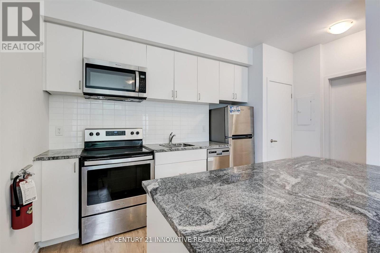16 - 1720 Simcoe Street, Oshawa, Ontario  L1G 4X9 - Photo 3 - E13670188